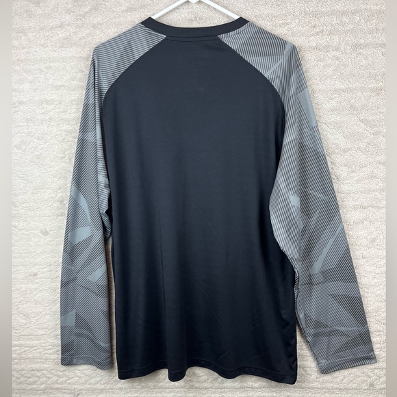 Philadelphia Flyers Long Sleeve Reebok Center Ice - Picture 13 of 16